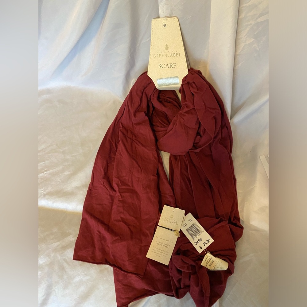 NWT Quagga green label scarf- maroon red